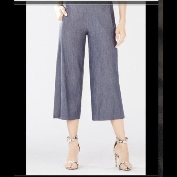 BCBCMaxAzria 'Raymond' Cropped‎ Trousers - Picture 1 of 7